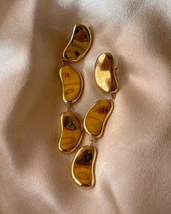 ELARA Sculptural Drop Earrings