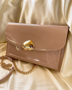 Amélie Patent Clutch/Chain Bag in Blush