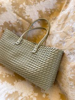 Willow Woven Carryall – Sage
