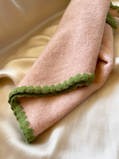 The Posy Neck Wrap