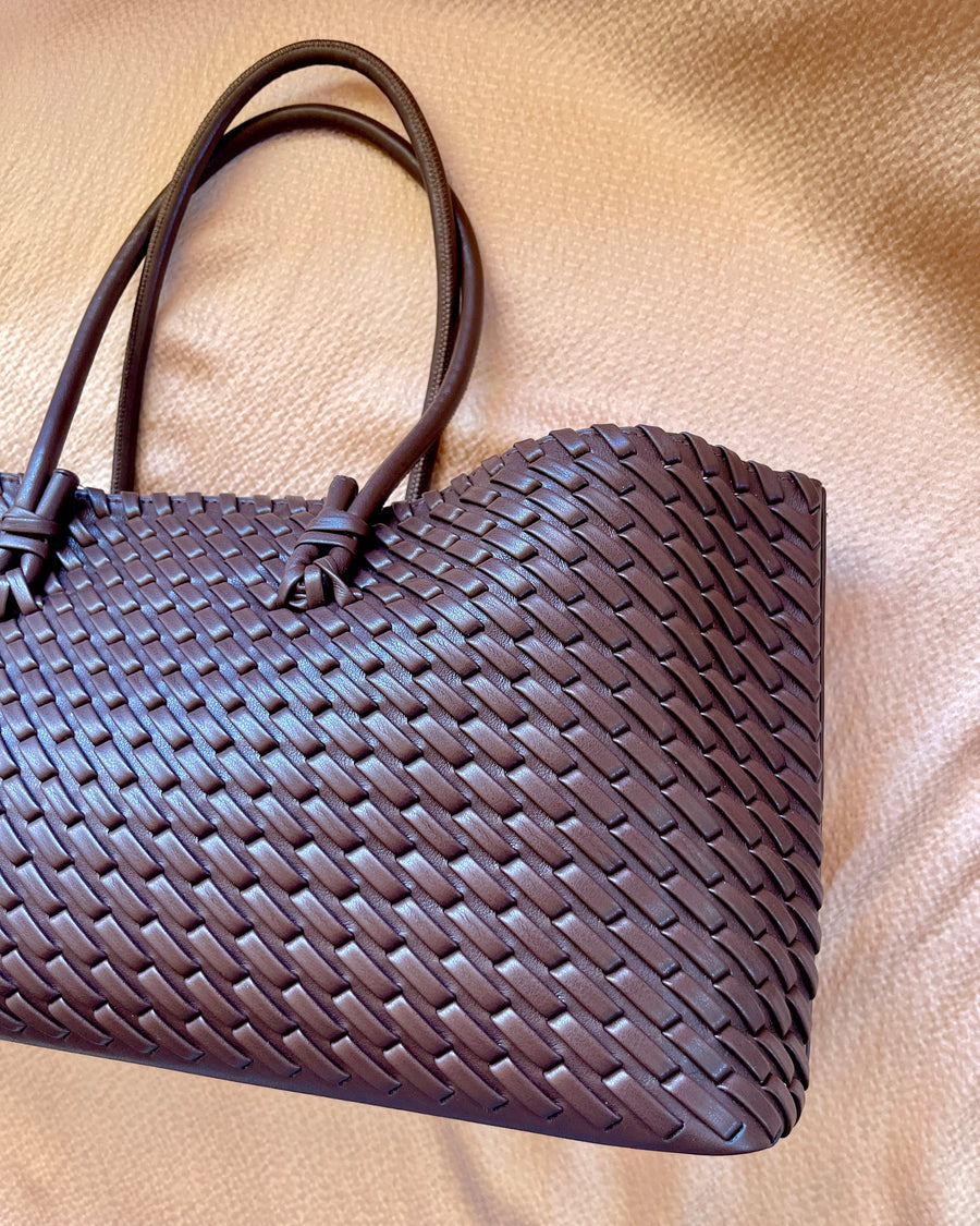 Willow Woven Carryall – Chocolate