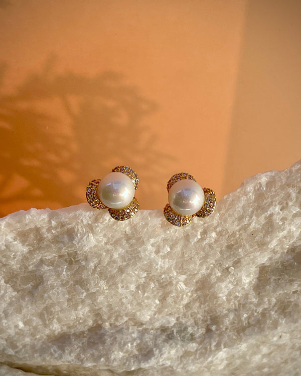 Pearl Dusk Earrings