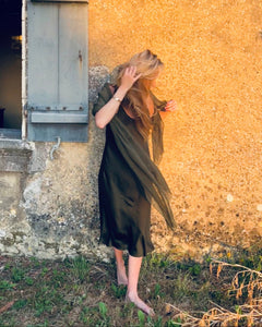 The Éloise Scarf in Deep Moss