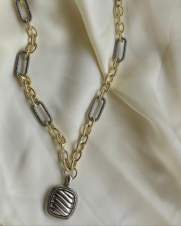 Two-Tone Link Pendant Necklace