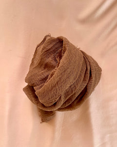 The Éloise Scarf in Chestnet