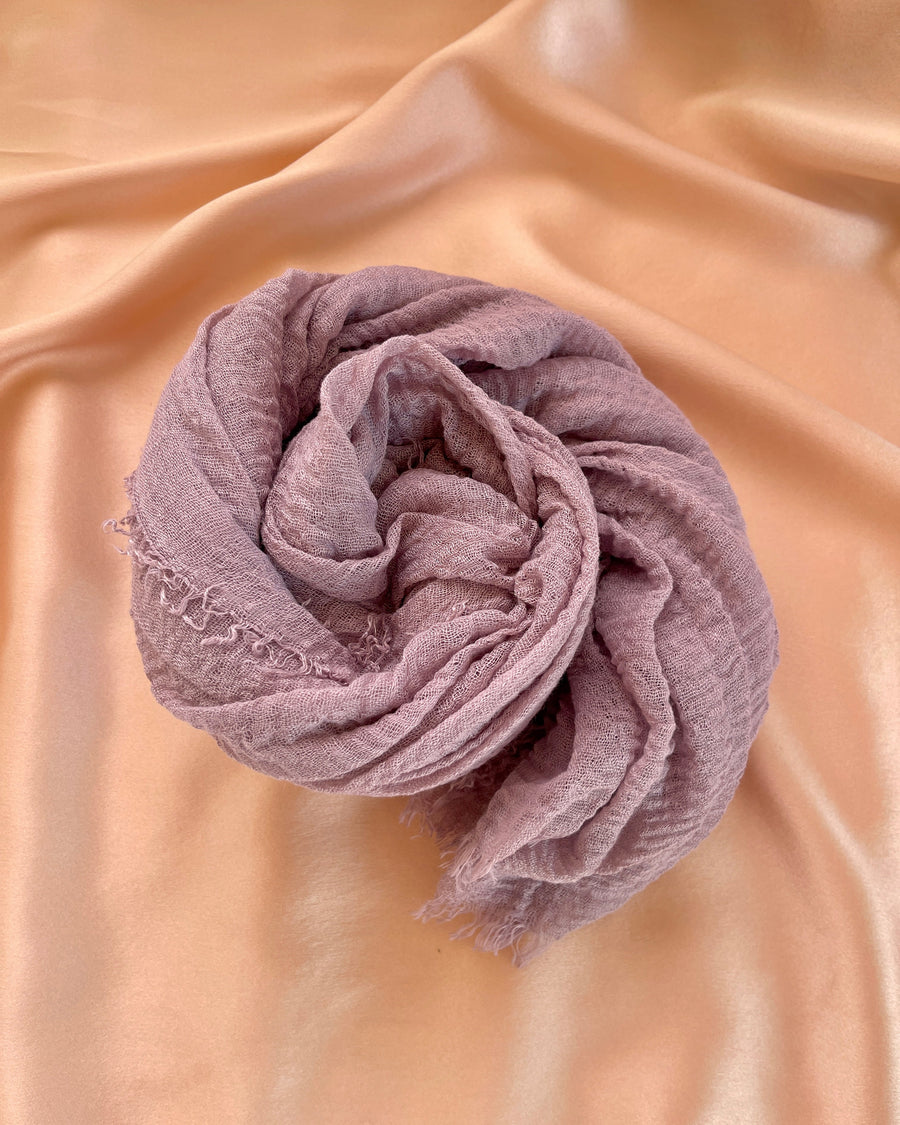 The Éloise Scarf in Lilac