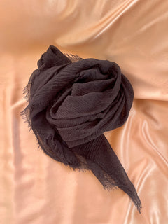 The Éloise Scarf in Noir ⭐